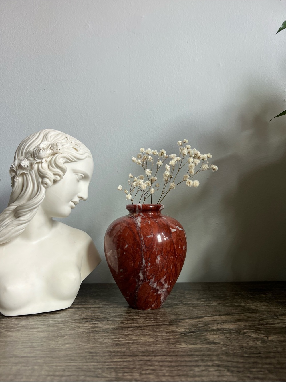 Vintage Red Marble Table Vase - Picture 9 of 9